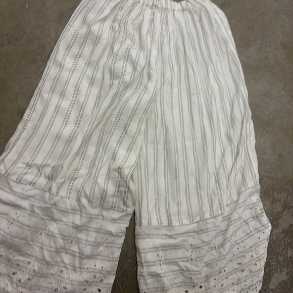 Nwt American Eagle Outfitters Black and White Striped crop Pants wide leg - Picture 5 of 7